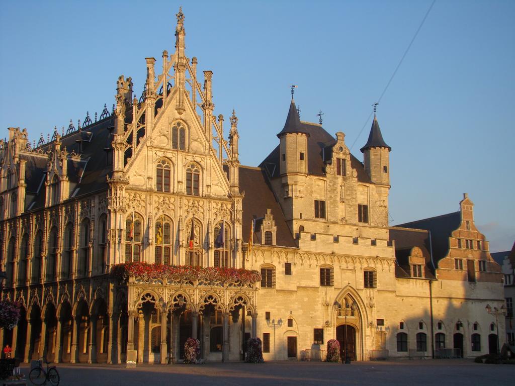 Vixx Suites Mechelen Exterior photo
